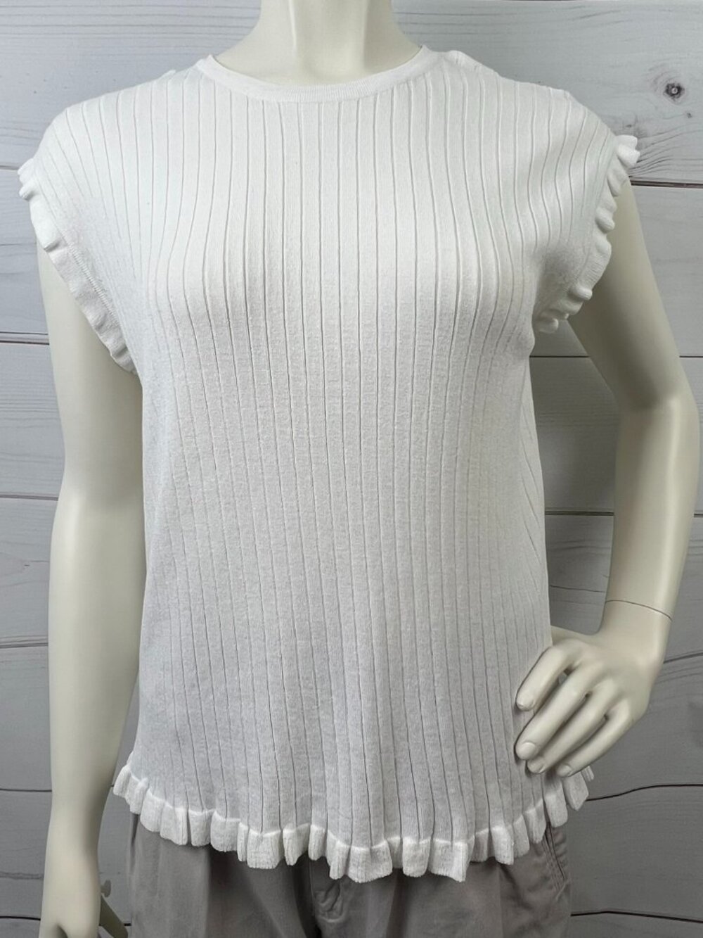 White Birch White Ribbed Ruffle Trim Sleeveless Top - Size 1X